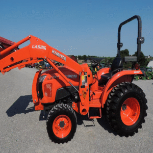 Kubota L3301