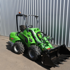 Avant 500 Series Articulated Mini Loader